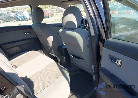 2011 Nissan Sentra 2.0S from USA, damaged, VIN 3N1AB6AP4BL666364